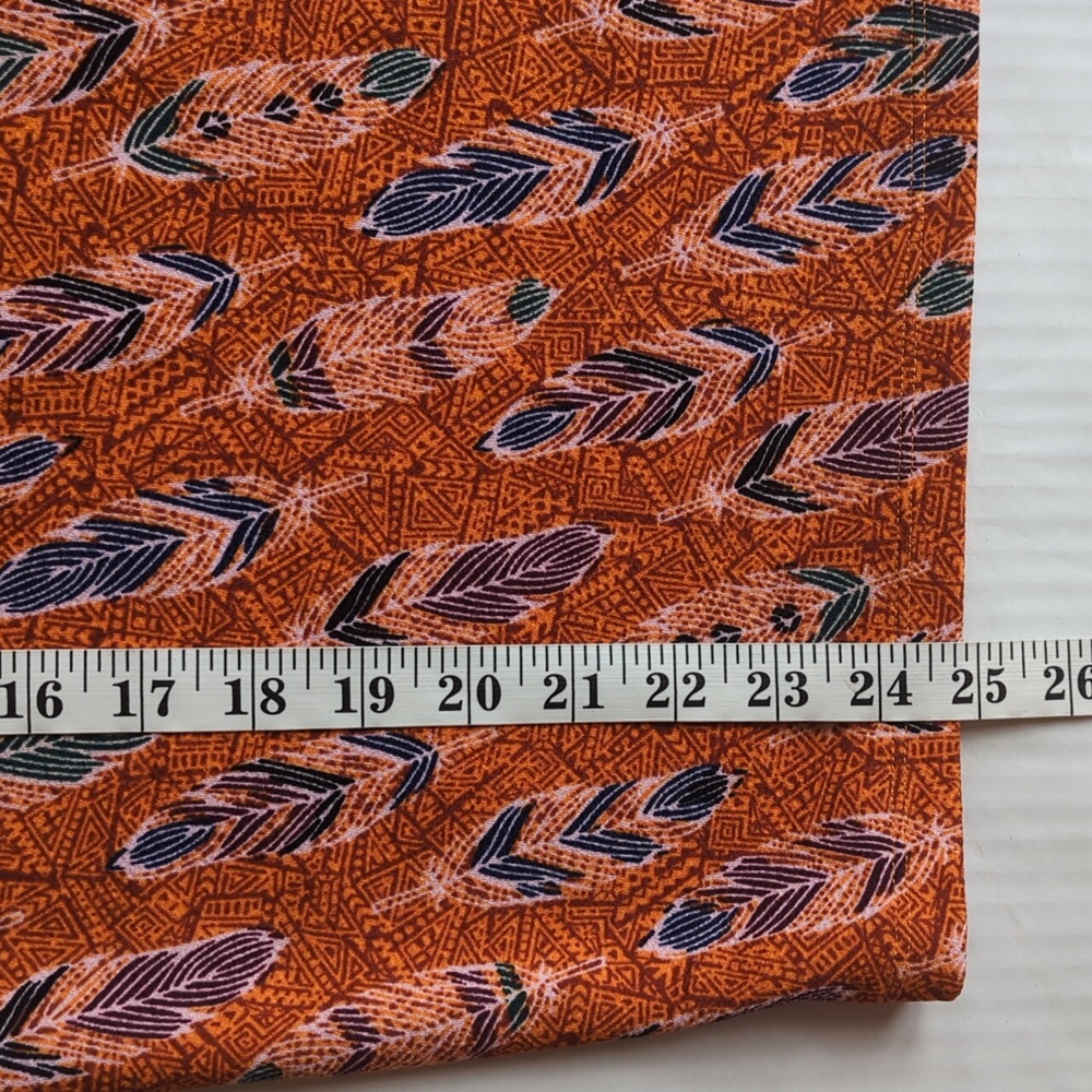NWT LulaRoe Cassie Feather Print Pencil Skirt 2XL Burnt Orange Pattern - Picture 13 of 13